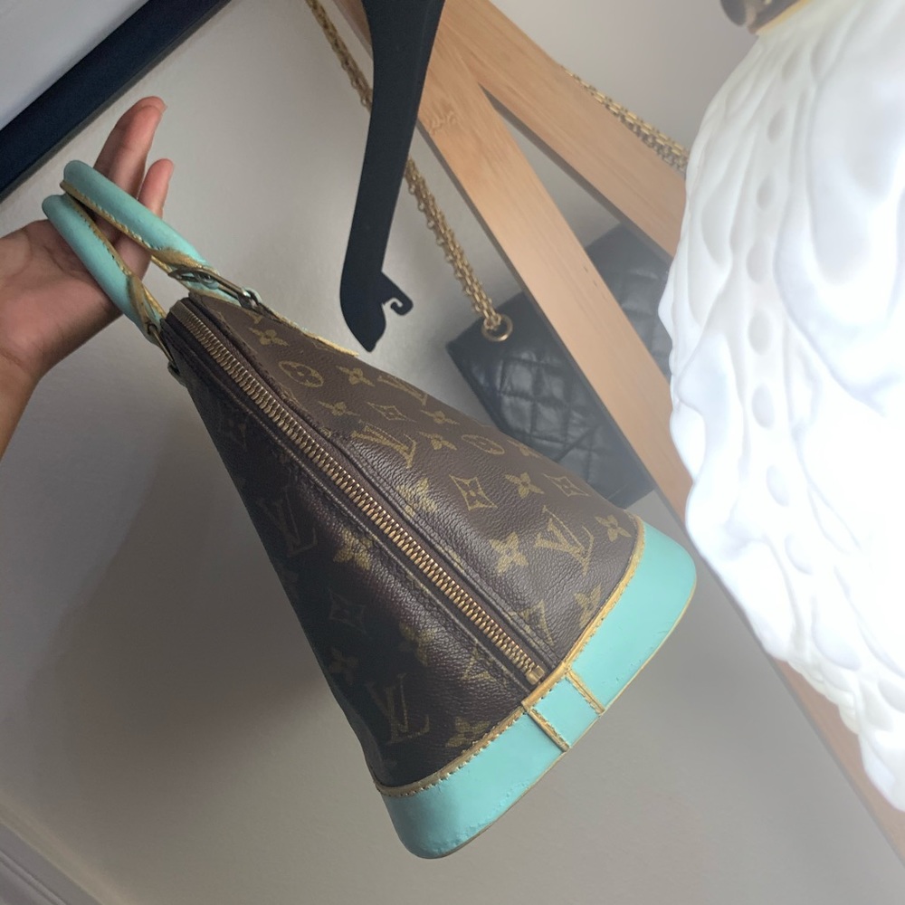 Louis Vuitton Alma PM Tiffany blue/gold
